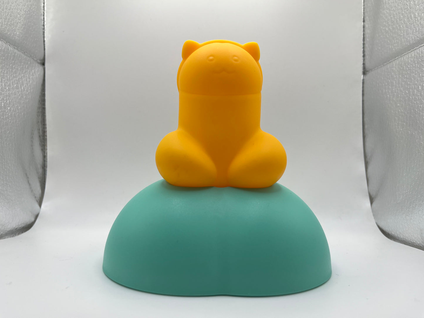 The Dick Sits Dice Shaker - RRW803 - Dick Sittington