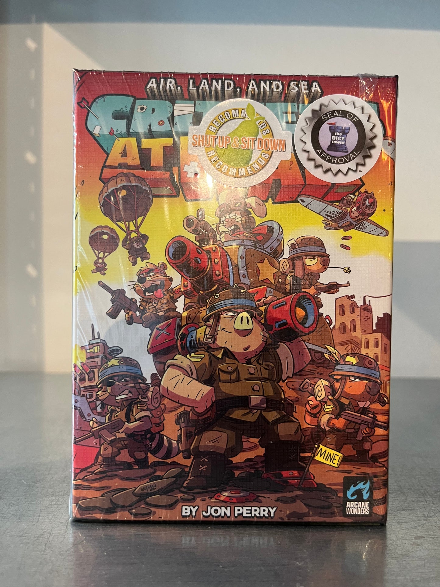 Critters at War: Air, Land & Sea - English - ARC002